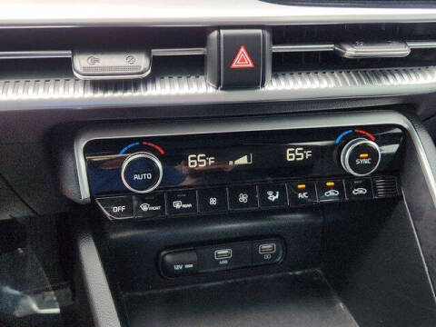 2023 Kia K5