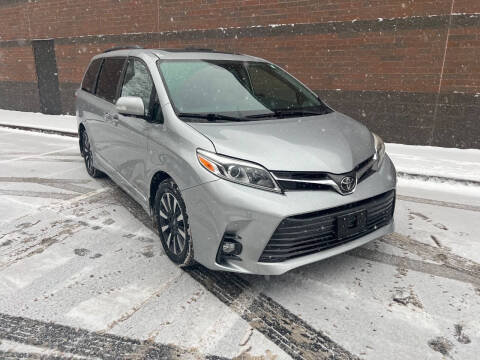 2019 Toyota Sienna Limited Premium 7-Passenger