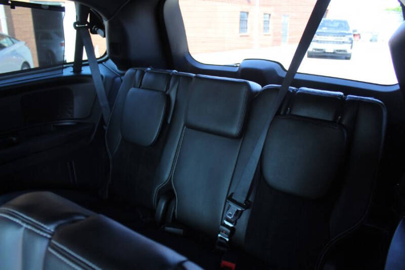 2016 Dodge Grand Caravan SXT Plus