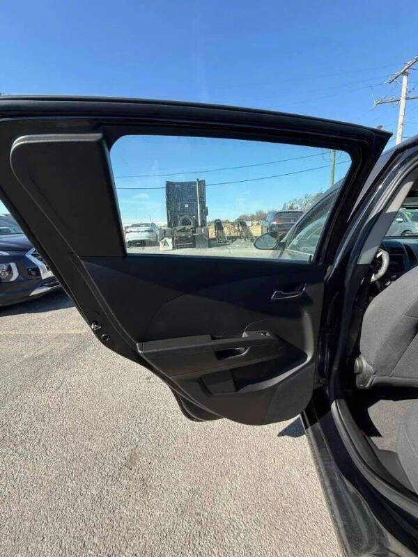 2013 Chevrolet Sonic LT Auto