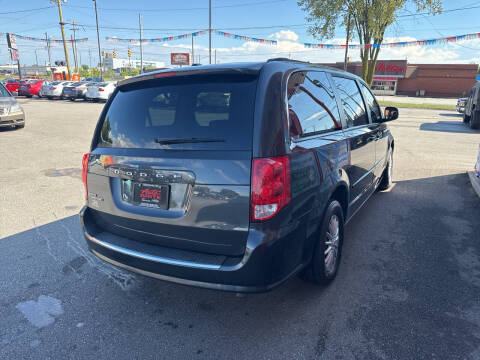 2012 Dodge Grand Caravan American Value Package