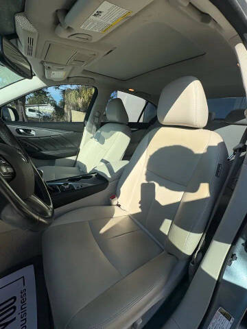 2015 Infiniti Q50 Premium