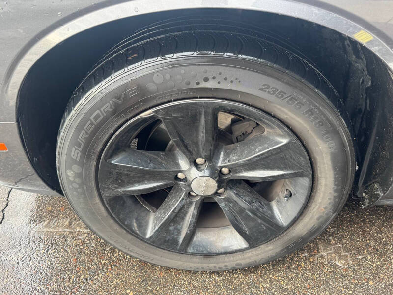 2015 Dodge Challenger SXT