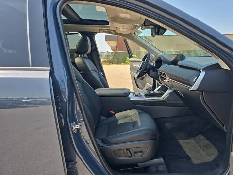 2025 Mazda CX-70 Plug-in Hybrid Premium