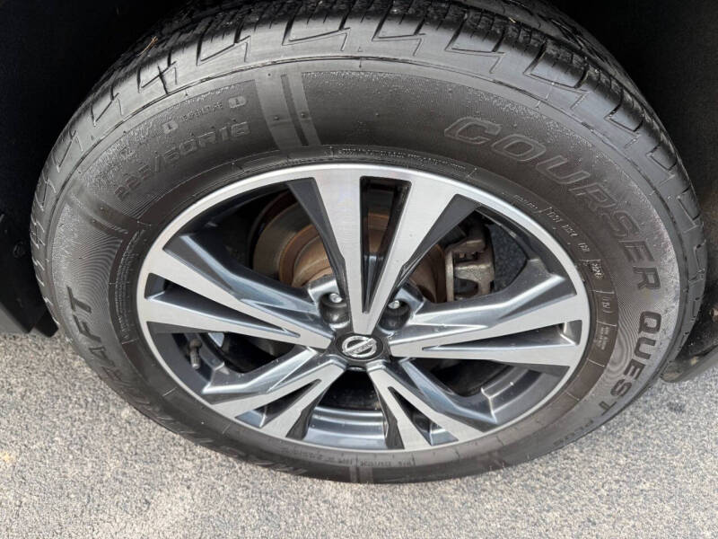 2017 Nissan Rogue SL