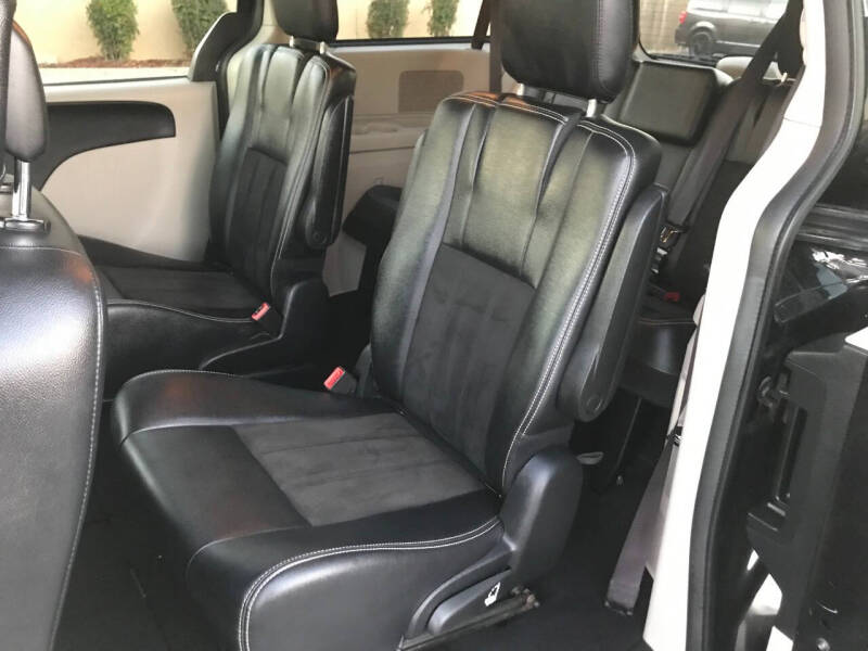 2020 Dodge Grand Caravan SXT