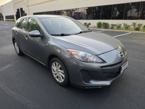 2012 Mazda MAZDA3 i Touring