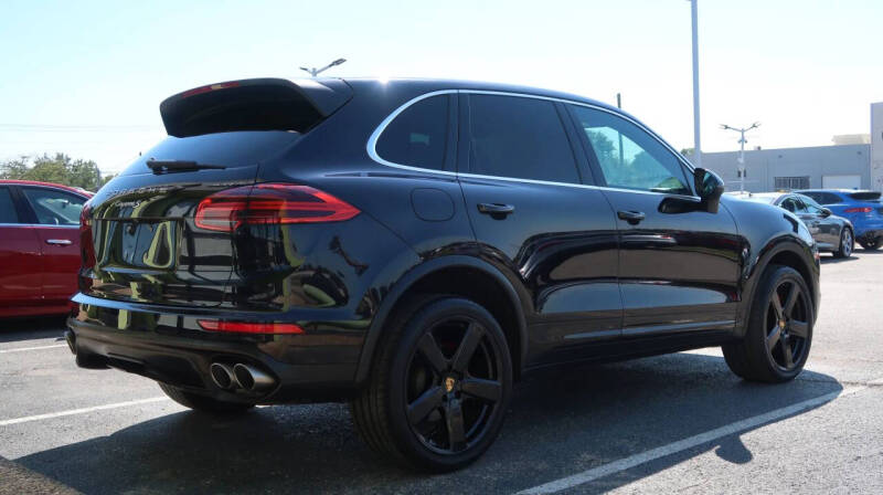 2018 Porsche Cayenne S