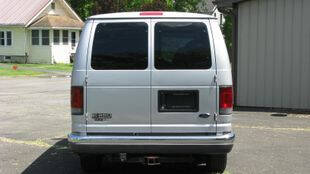 2004 Ford E-Series Chassis