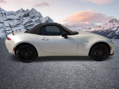 2025 Mazda MX-5 Miata Club