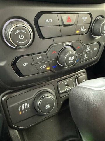 2023 Jeep Renegade Altitude