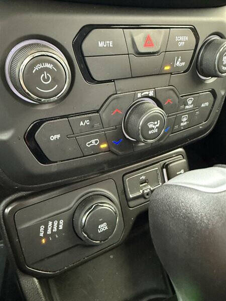 2023 Jeep Renegade Altitude