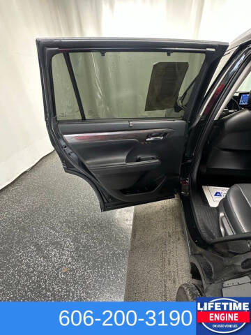 2022 Toyota Highlander Platinum