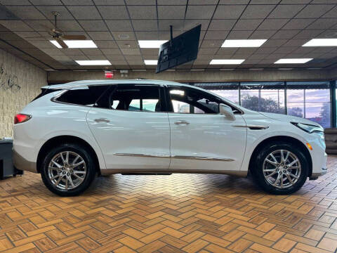 2022 Buick Enclave Essence