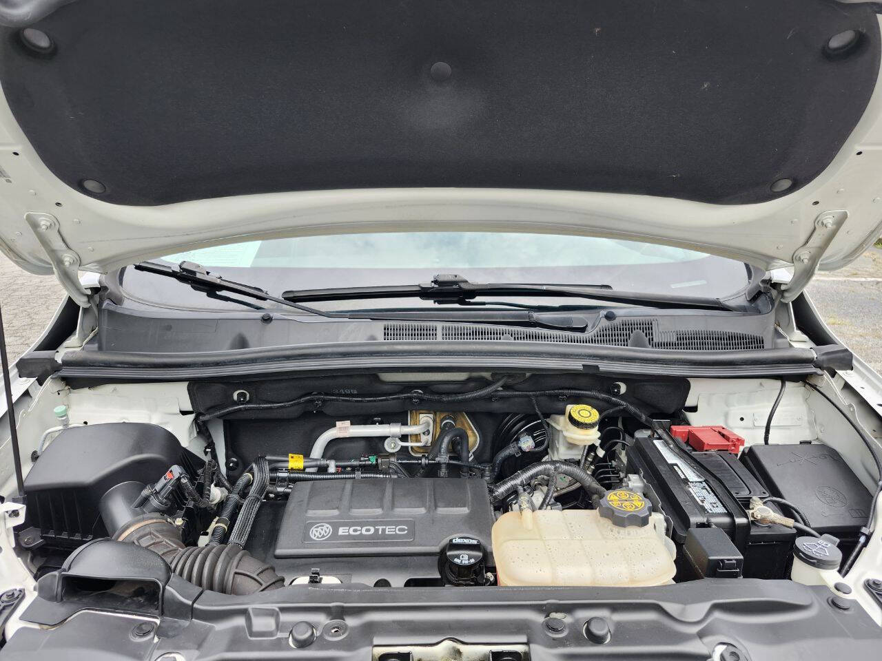 White 2019 Buick Encore Preferred Preferred 4dr Crossover 20