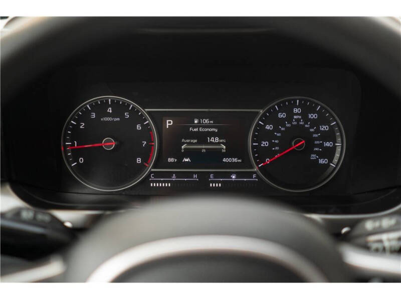 2022 Kia Sorento LX