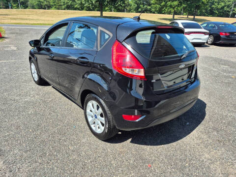 2013 Ford Fiesta SE