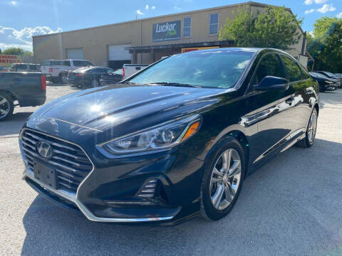 2018 Hyundai Sonata for sale at LUCKOR AUTO in San Antonio TX