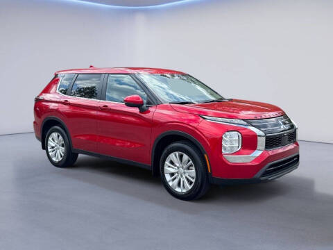 2025 Mitsubishi Outlander ES