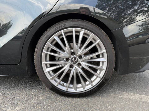 2022 Lexus IS 300