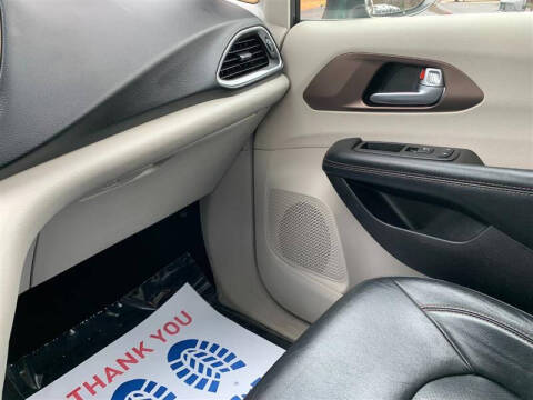 2019 Chrysler Pacifica Touring L