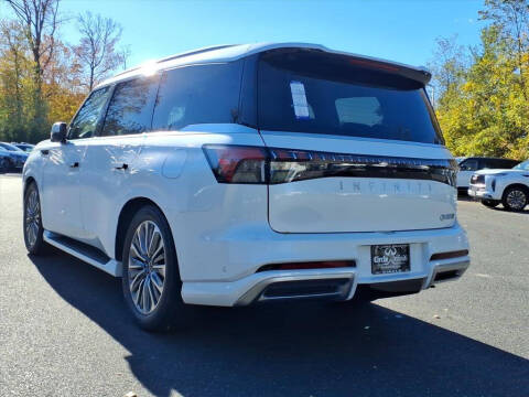 2026 Infiniti QX80 Luxe