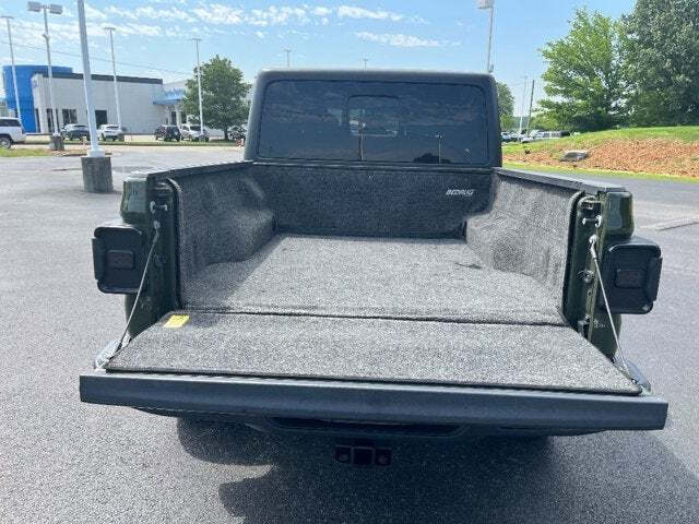 2022 Jeep Gladiator 9