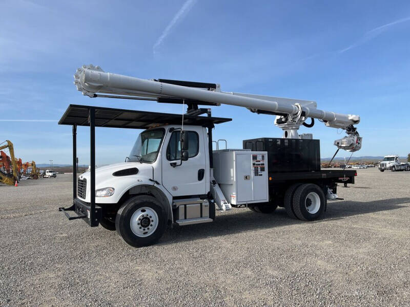 2021 Freightliner B2 106 for sale at Trucksmart Isuzu in Morrisville PA