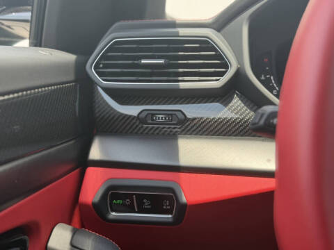 2021 Lamborghini Urus