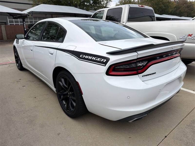 2018 Dodge Charger SXT