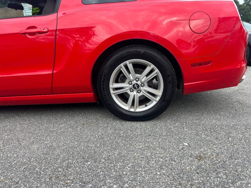2014 Ford Mustang V6