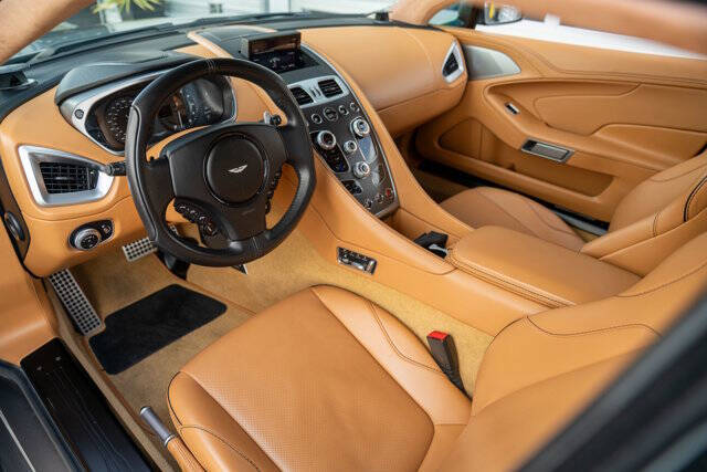 2017 Aston Martin Vanquish 5
