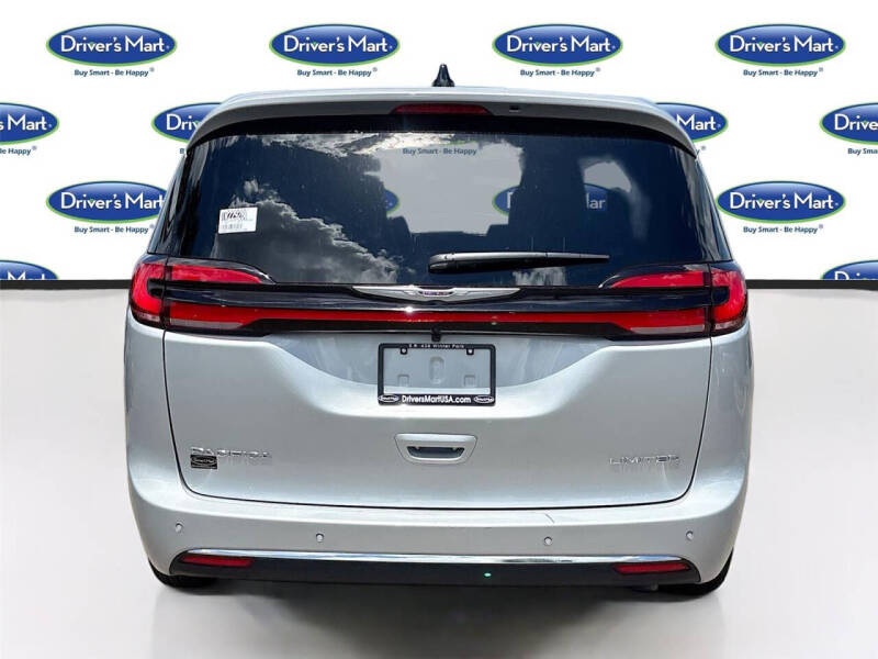 2026 Chrysler Pacifica Limited