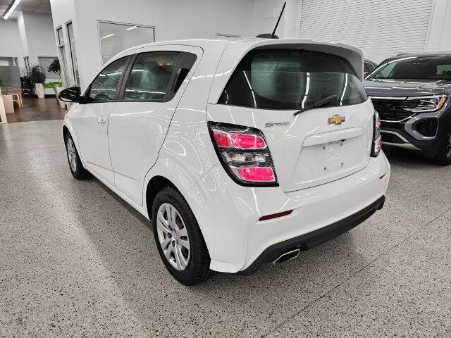 2018 Chevrolet Sonic LT Auto Fleet