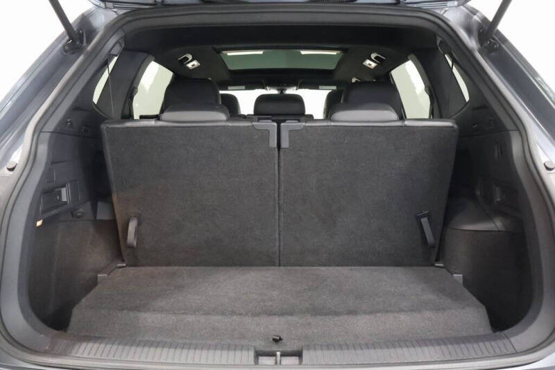 2020 Volkswagen Tiguan SE R-Line Black