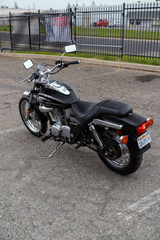 2005 Kawasaki Eliminator 125