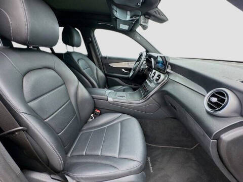 2021 Mercedes-Benz GLC GLC 300