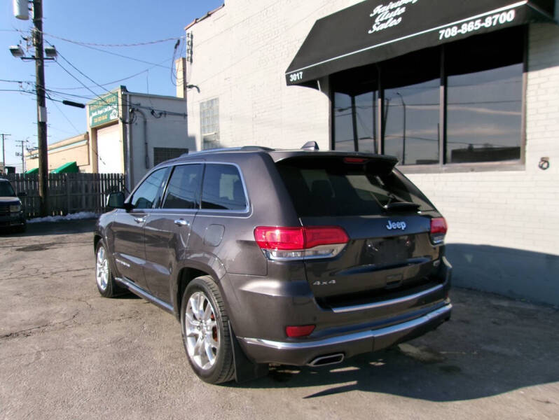 2016 Jeep Grand Cherokee Summit