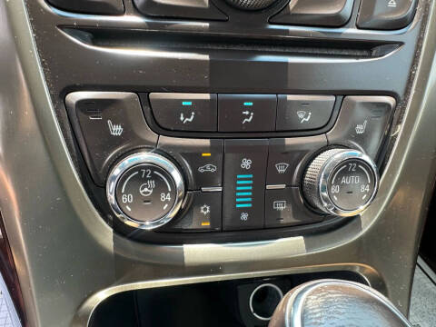 2012 Buick Verano Leather Group