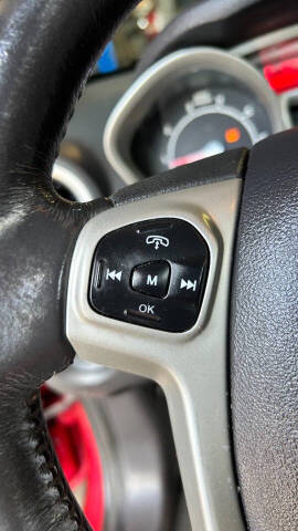 2011 Ford Fiesta SES