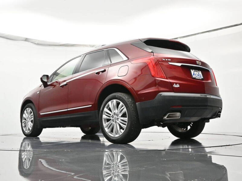 2018 Cadillac XT5 Premium Luxury