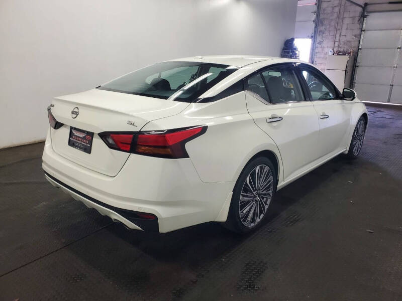 2023 Nissan Altima 2.5 SL