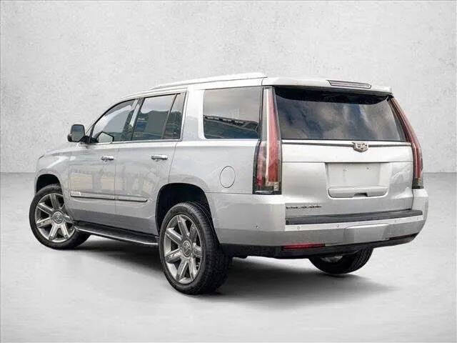 2016 Cadillac Escalade Luxury Collection