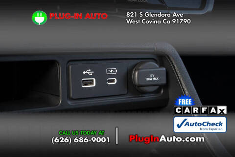 2023 Honda Pilot EX-L w/Rear Captain's Chairs