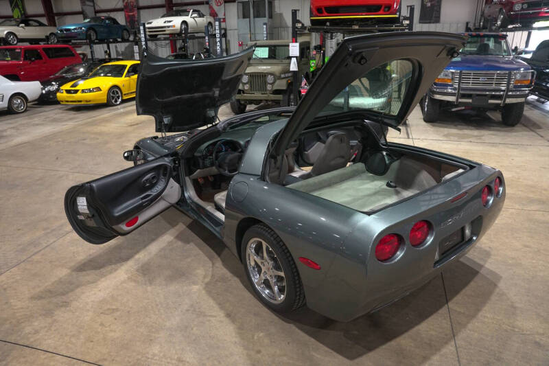 2003 Chevrolet Corvette