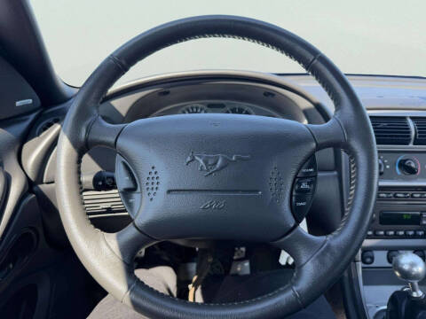 2003 Ford Mustang Mach 1 Premium