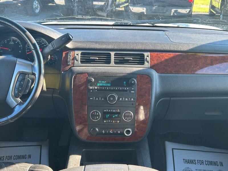 2011 Chevrolet Avalanche LT