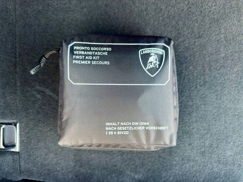 2024 Lamborghini Urus S