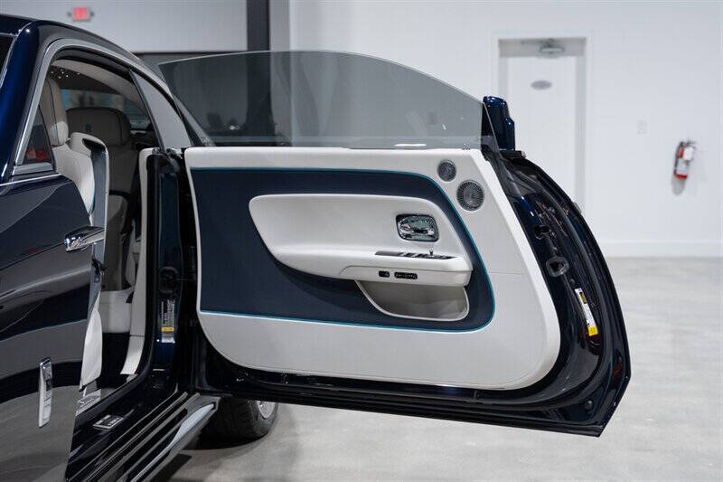 2024 Rolls-Royce Spectre