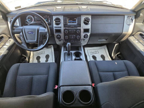 2016 Ford Expedition EL XLT